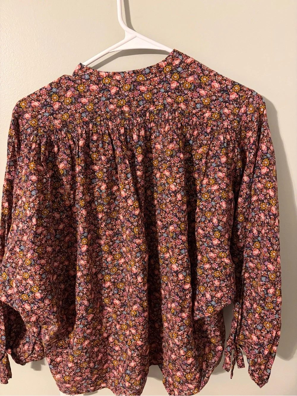 Doen blue canyon floral small Floral Puff-Sleeve Button-Up Blouse rose